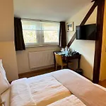 Boutique Restaurant Hollerather Hof Szálloda 3*