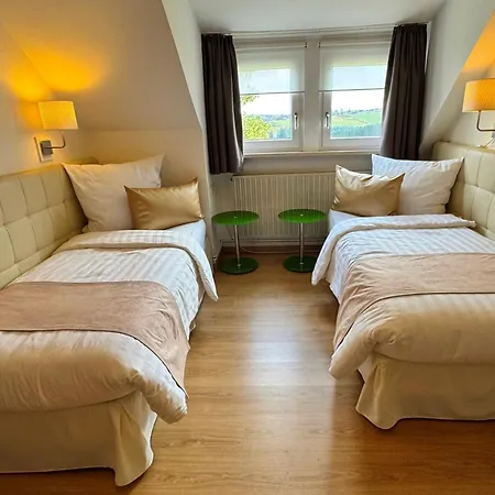 Boutique Restaurant Hollerather Hof 3* Хелленталь