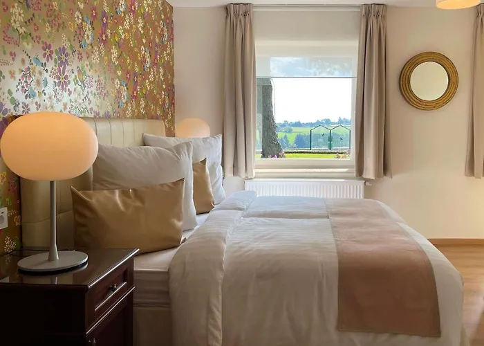 Hotel Boutique Restaurant Hollerather Hof Hellenthal